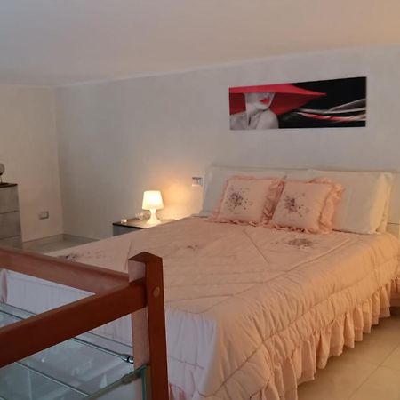 Casa Vacanza Raggio Di Sole Giovinazzo Exterior photo