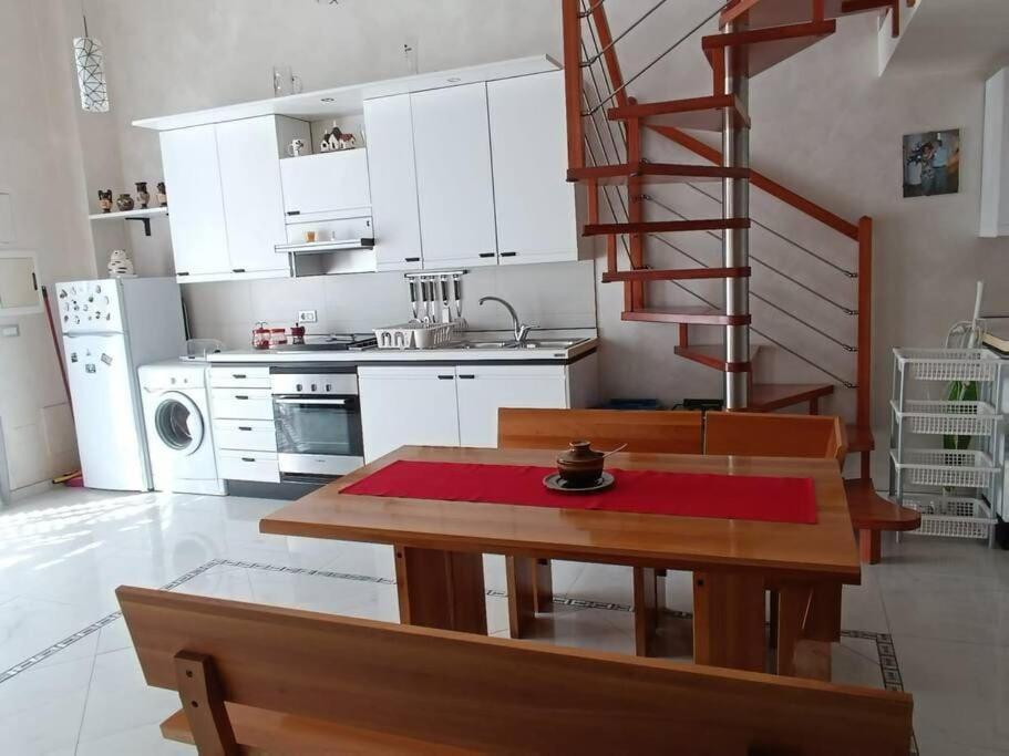 Casa Vacanza Raggio Di Sole Giovinazzo Exterior photo